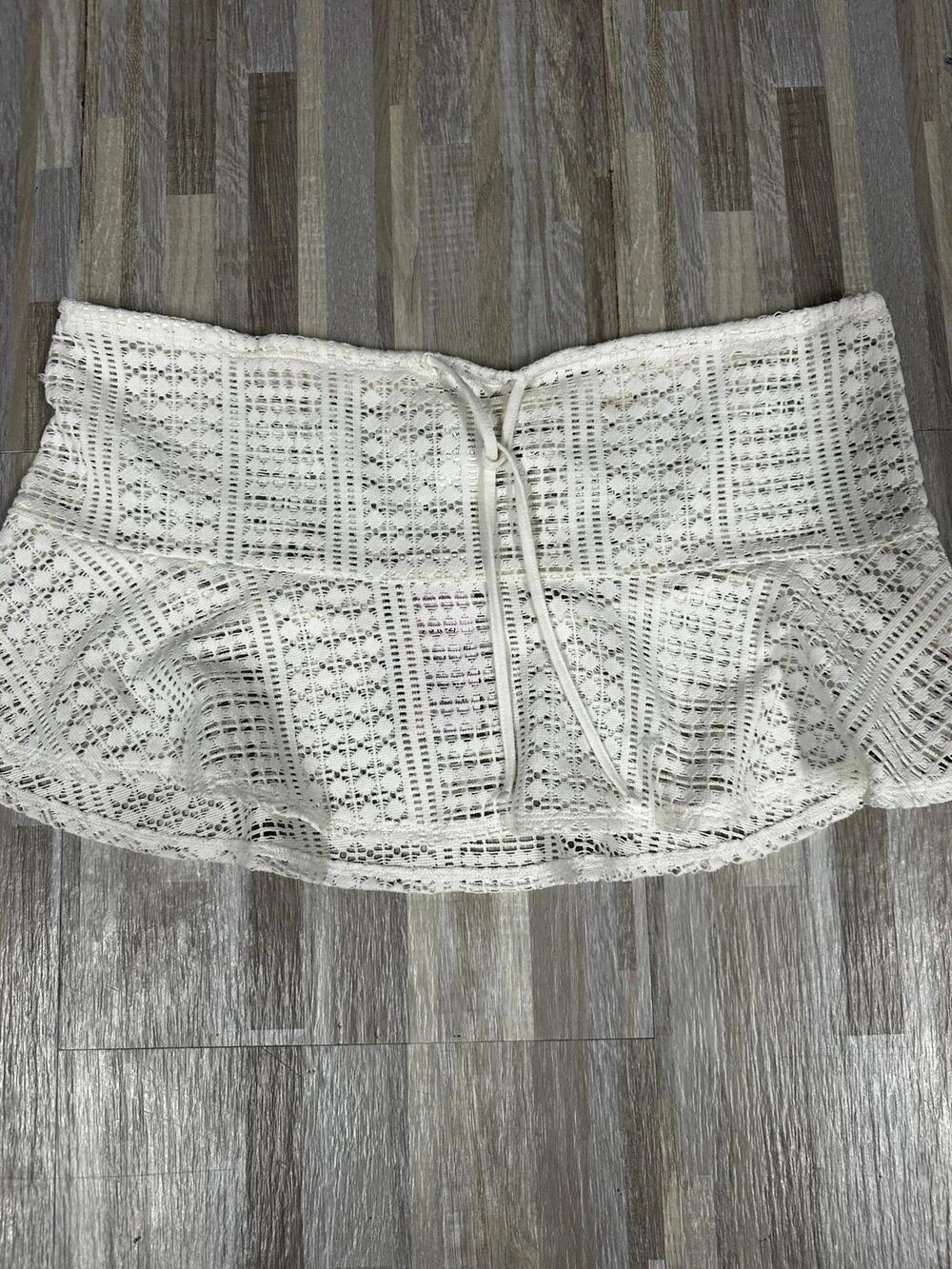 Wild Fable Junior Cropped Crochet Tank Top XS Off Shoulder